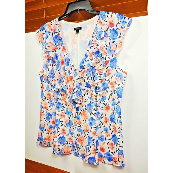 Ann Taylor Factory Women's Sleeveless Floral Top With Ruffle V Neck Size 10 - Picture 4 of 11